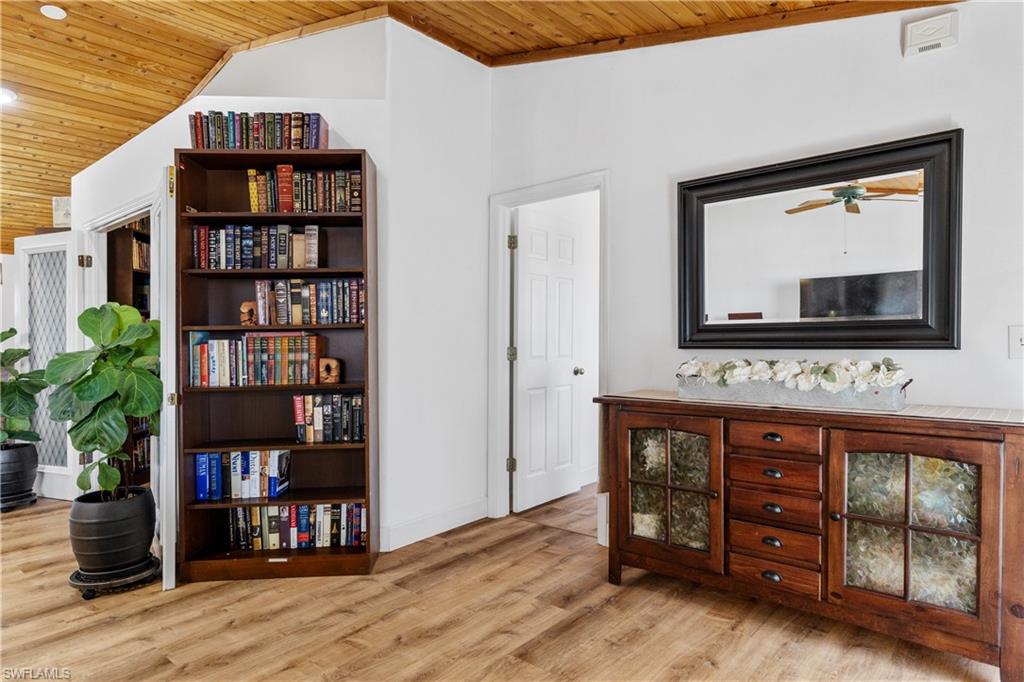 CAPE CORAL - Residential Lease