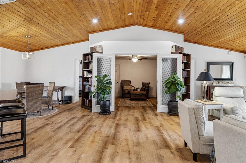 CAPE CORAL - Residential Lease