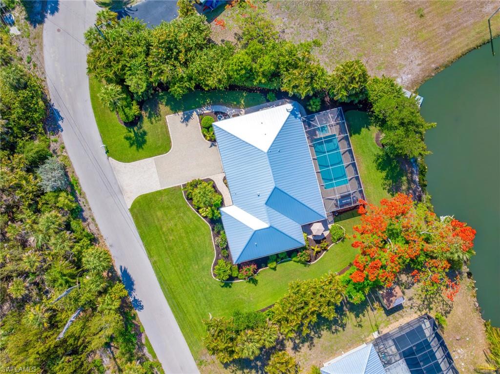 PALM LAKE - Residential