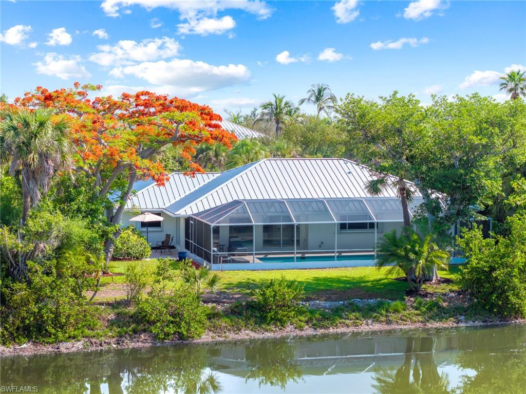 PALM LAKE - Residential