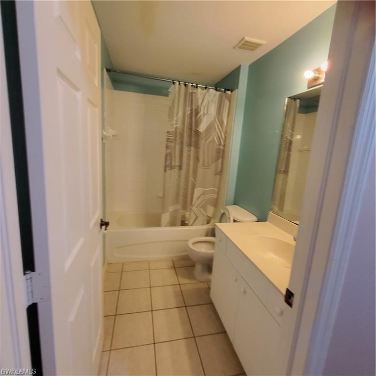 FOREST LAKE TOWNHOMES - Residential Lease