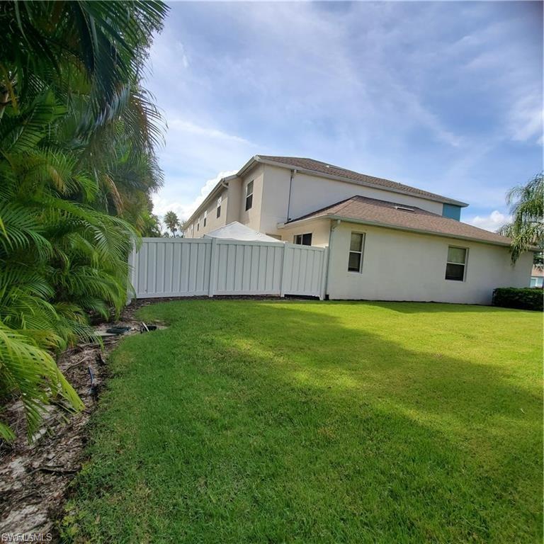 FOREST LAKE TOWNHOMES - Residential Lease