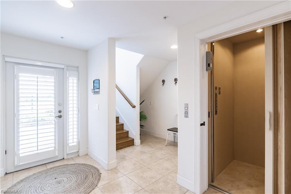 VILLA AVELLINO - Residential Lease