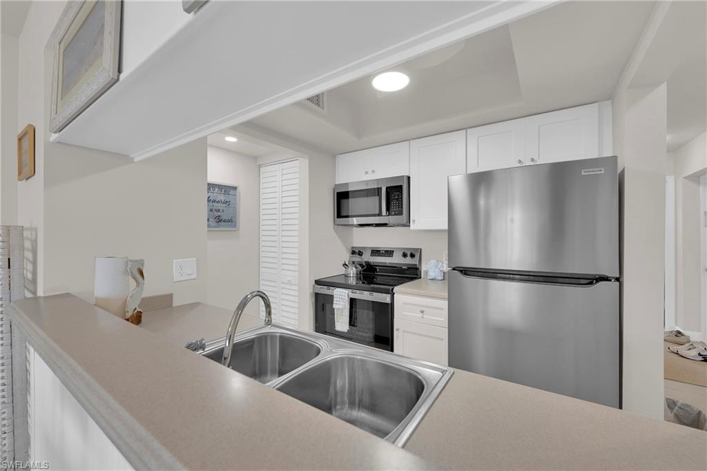 ESTERO ISLAND YACHT &  RACQUET CLUB CONDO - Residential