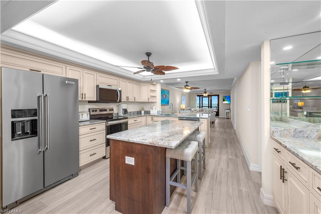 POINTE SANTO DE SANIBEL CONDO - Residential