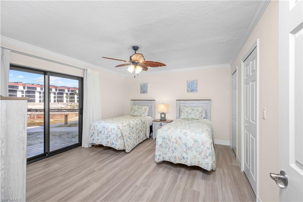 POINTE SANTO DE SANIBEL CONDO - Residential