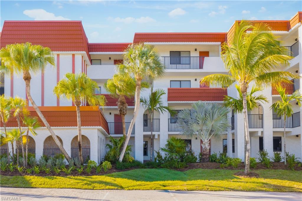 POINTE SANTO DE SANIBEL CONDO - Residential