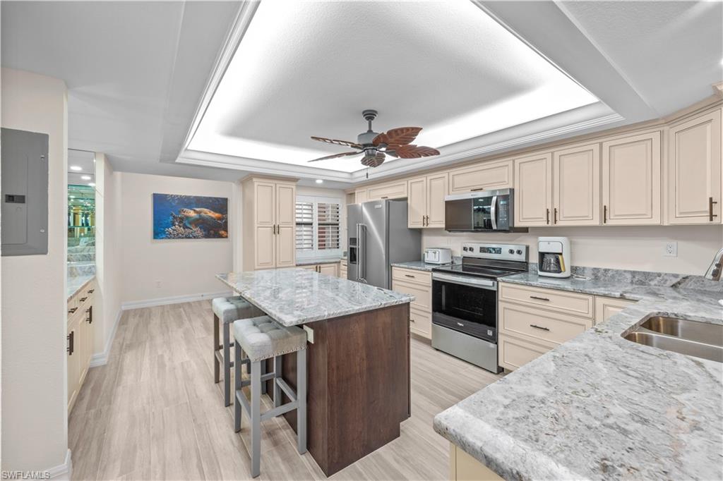 POINTE SANTO DE SANIBEL CONDO - Residential