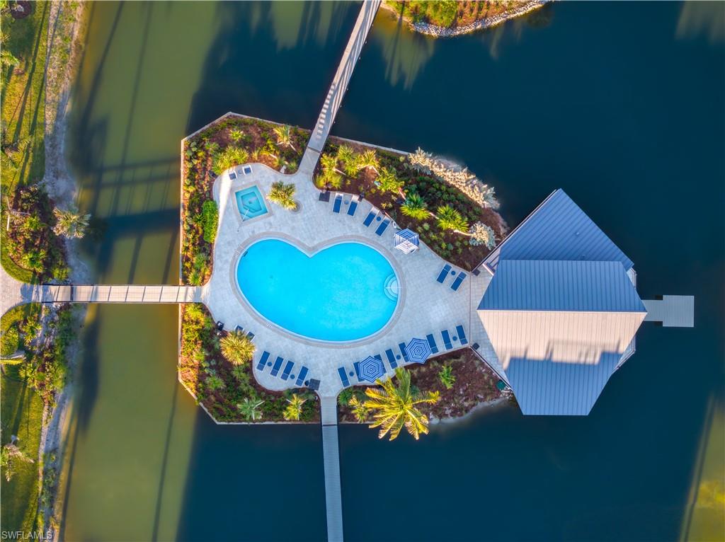 POINTE SANTO DE SANIBEL CONDO - Residential