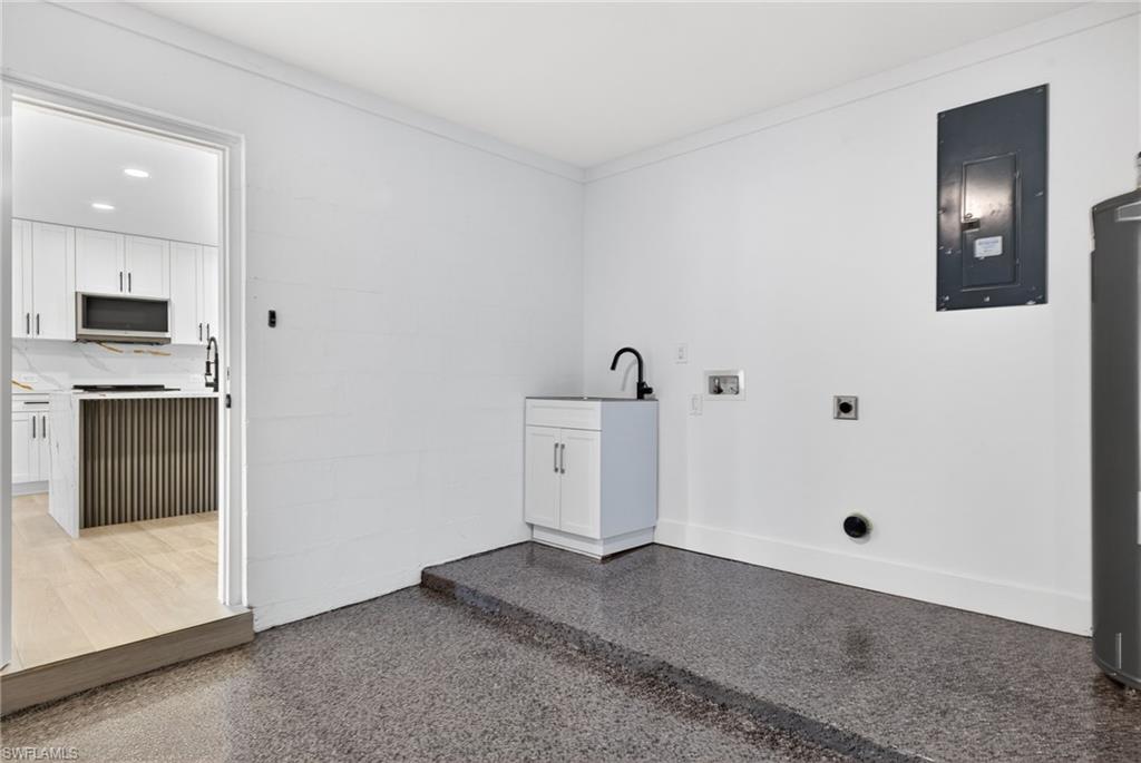 FORT MYERS - Residential