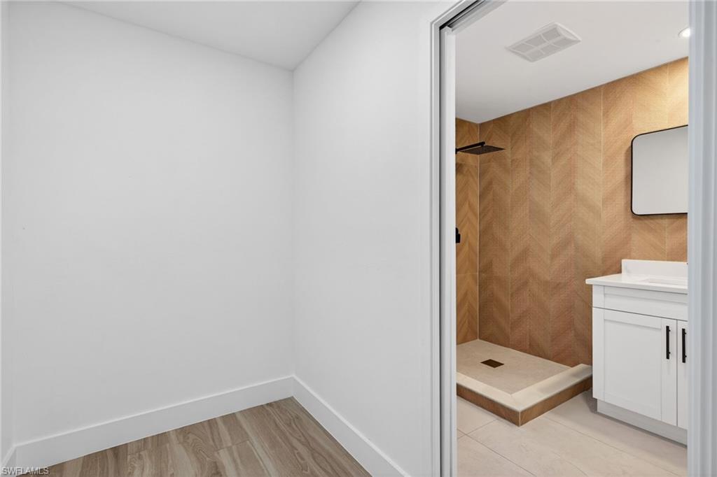 FORT MYERS - Residential