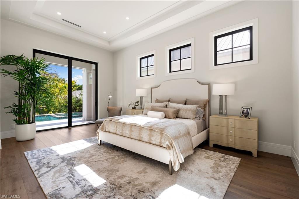 MOORINGS - Residential