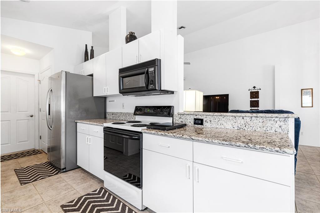 SABAL SPRINGS GOLF AND RACQUET CLUB - Residential