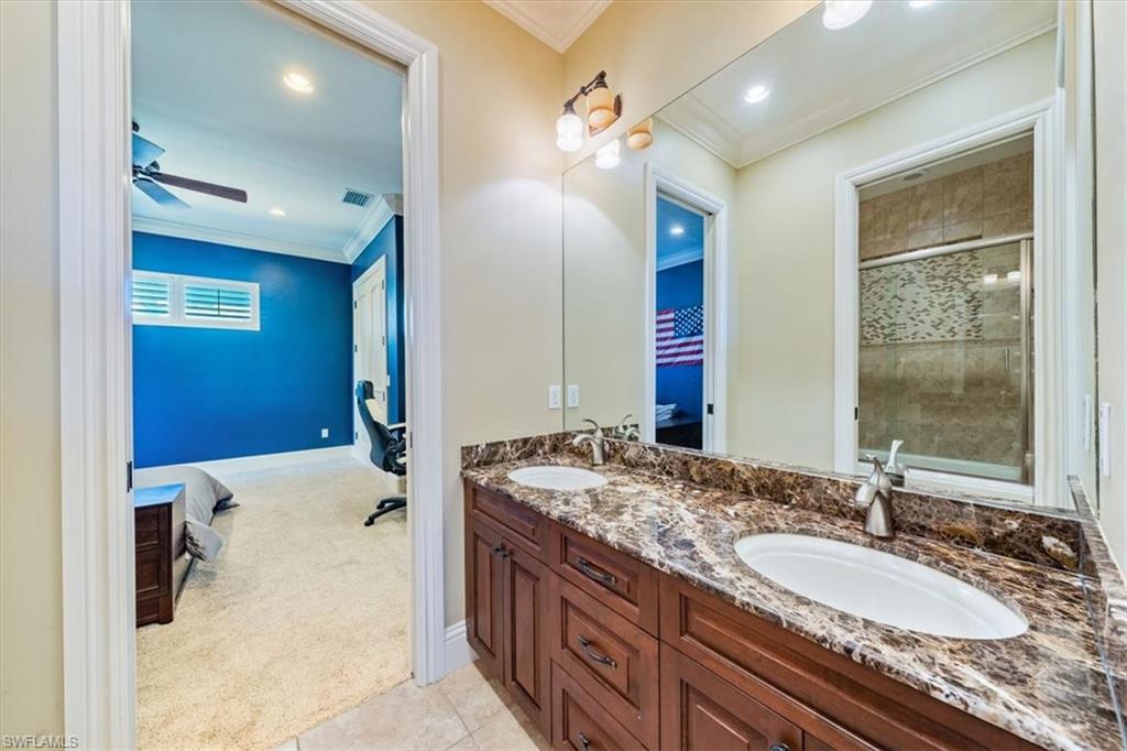 GOLDEN SHORES - Residential