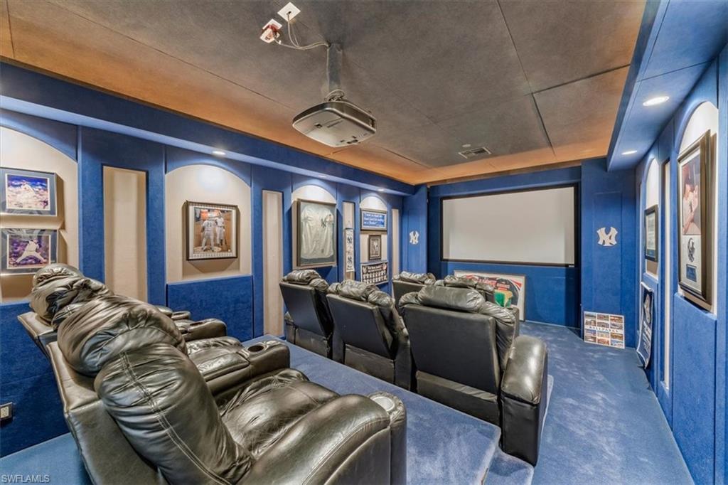 GOLDEN SHORES - Residential