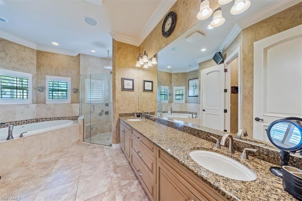 GOLDEN SHORES - Residential