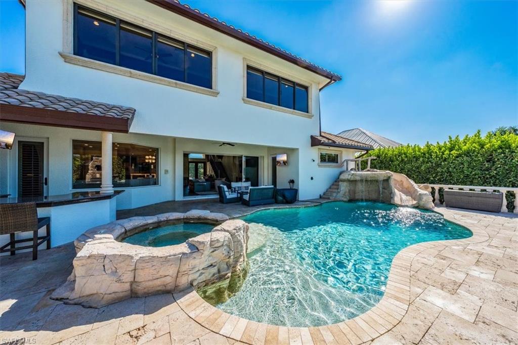 GOLDEN SHORES - Residential