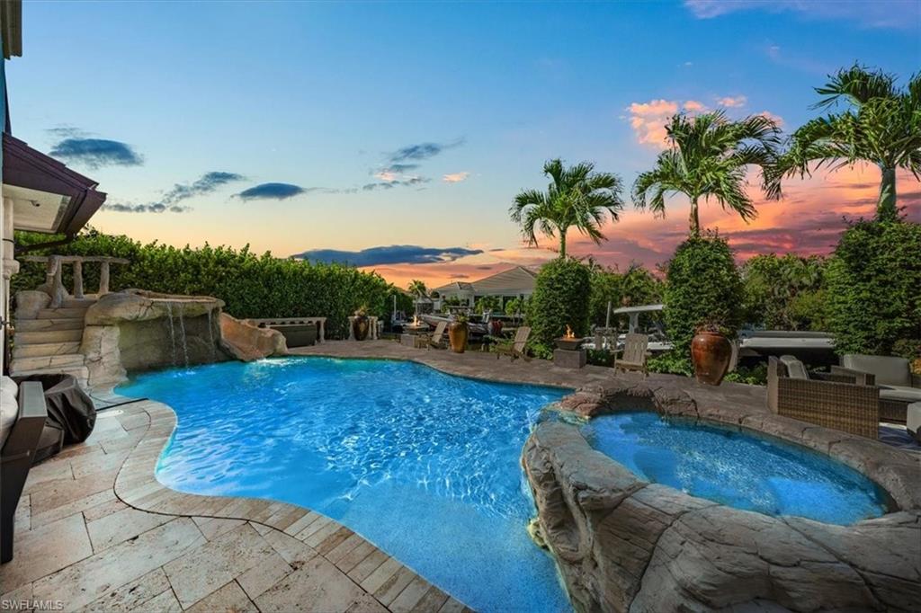 GOLDEN SHORES - Residential