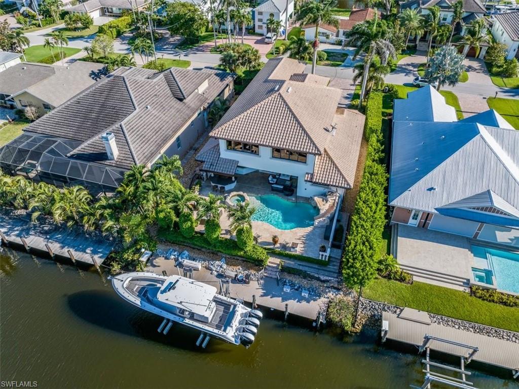 GOLDEN SHORES - Residential