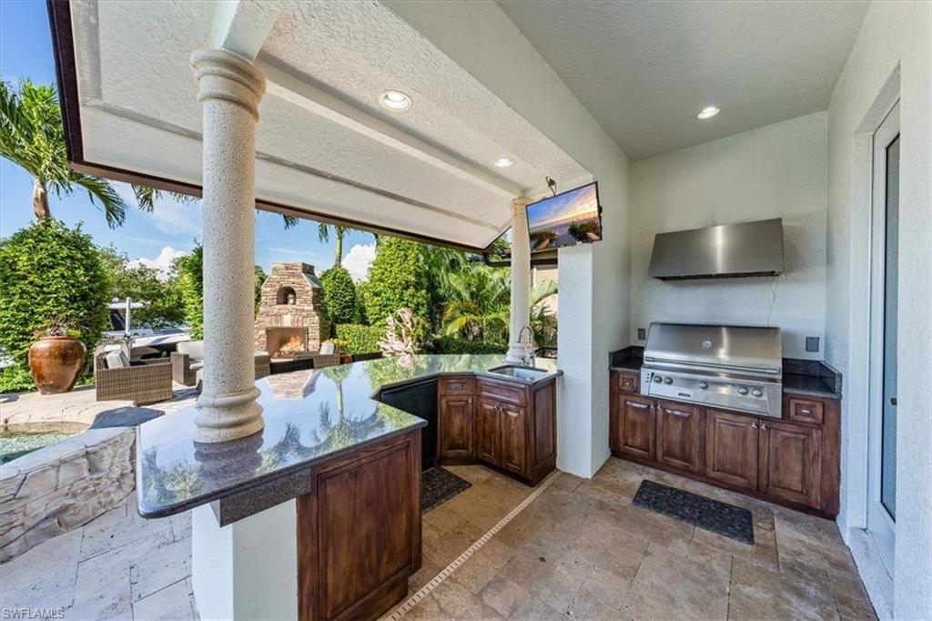 GOLDEN SHORES - Residential