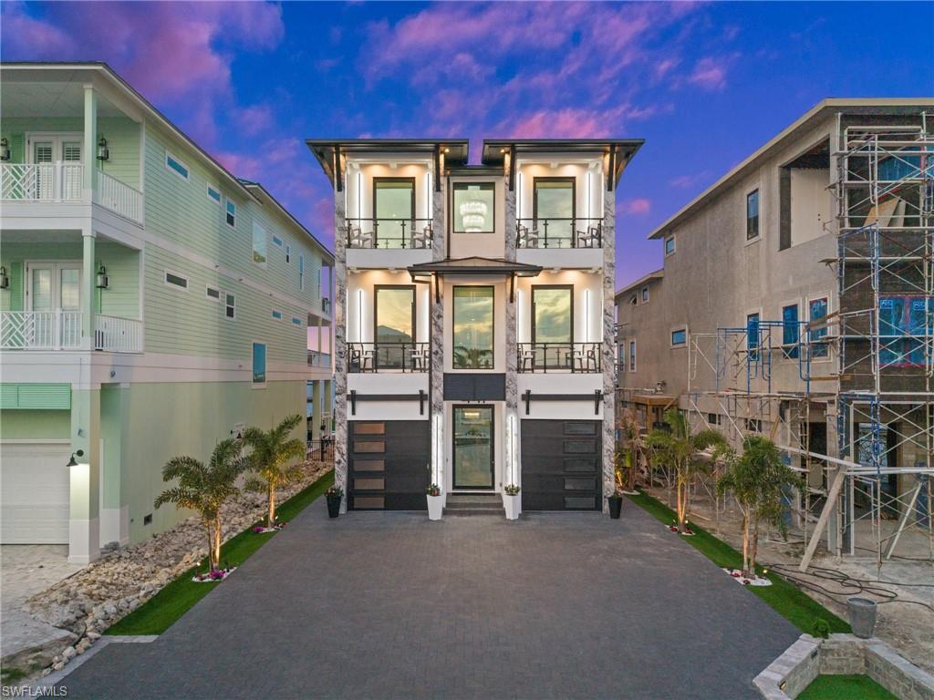 441 Estero BLVD