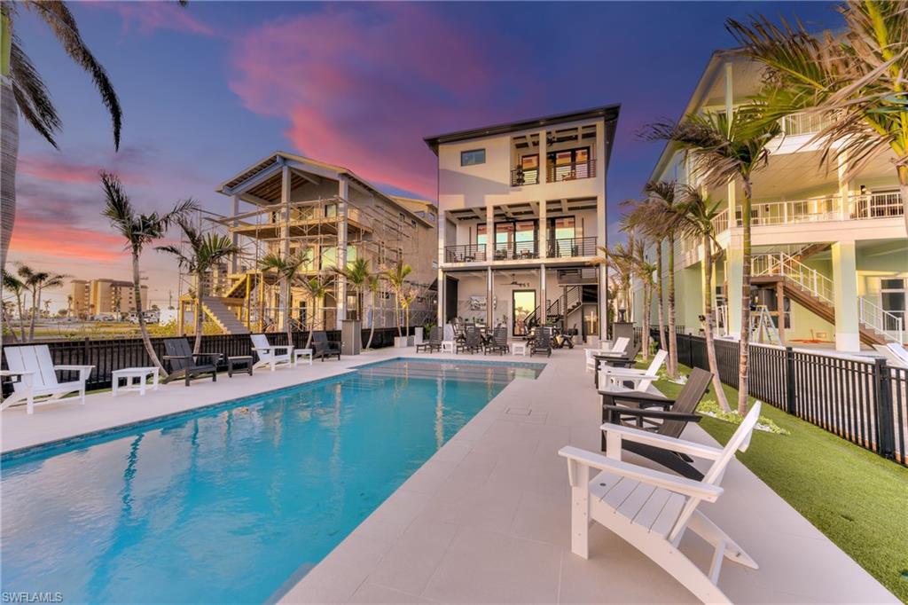 441 Estero BLVD