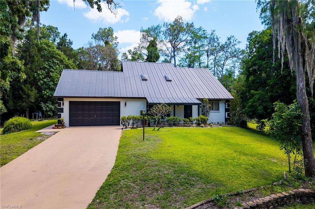 GOLDEN GATE ESTATES - Residential