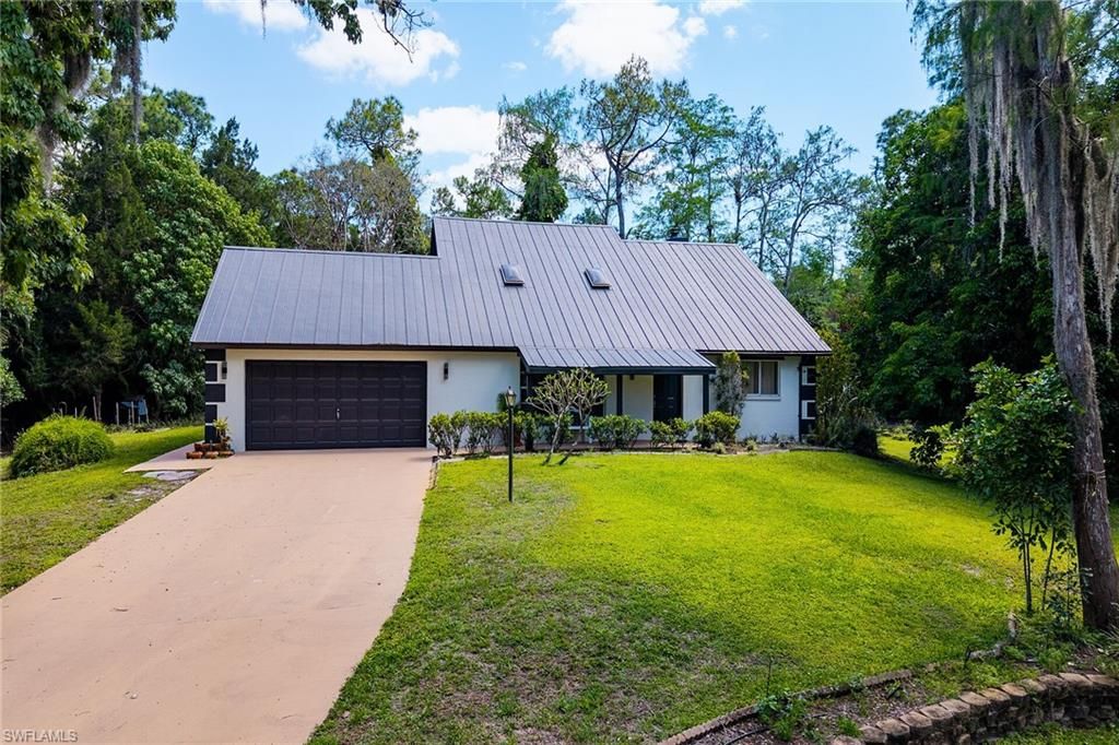 Photo of 3510 15th AVE SW, NAPLES, FL 34117 (MLS # 226015609)
