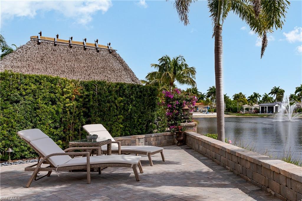 NAPLES MOTORCOACH RESORT - Land