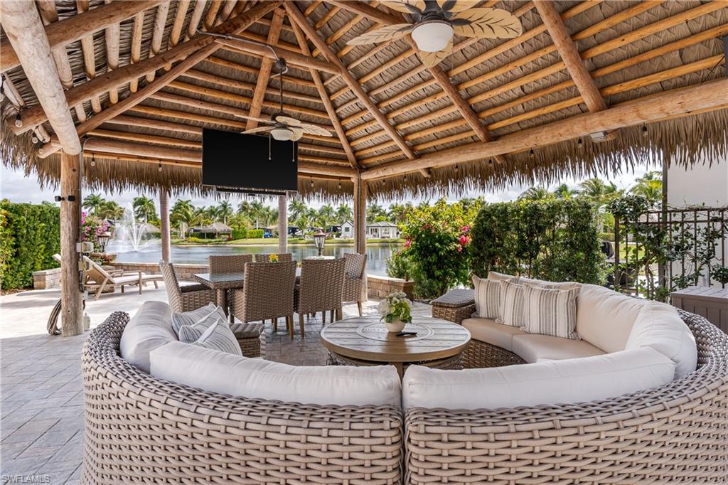 NAPLES MOTORCOACH RESORT - Land