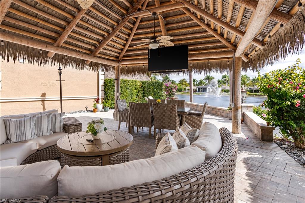 NAPLES MOTORCOACH RESORT - Land