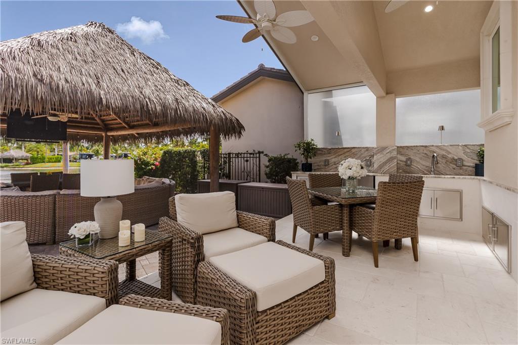 NAPLES MOTORCOACH RESORT - Land