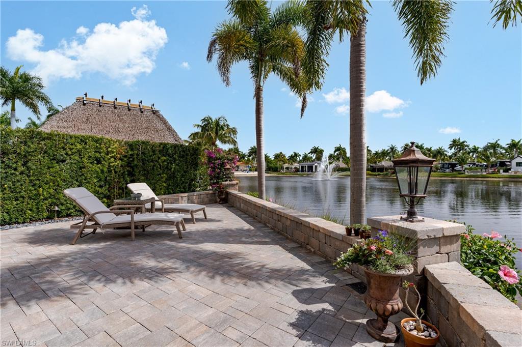 NAPLES MOTORCOACH RESORT - Land