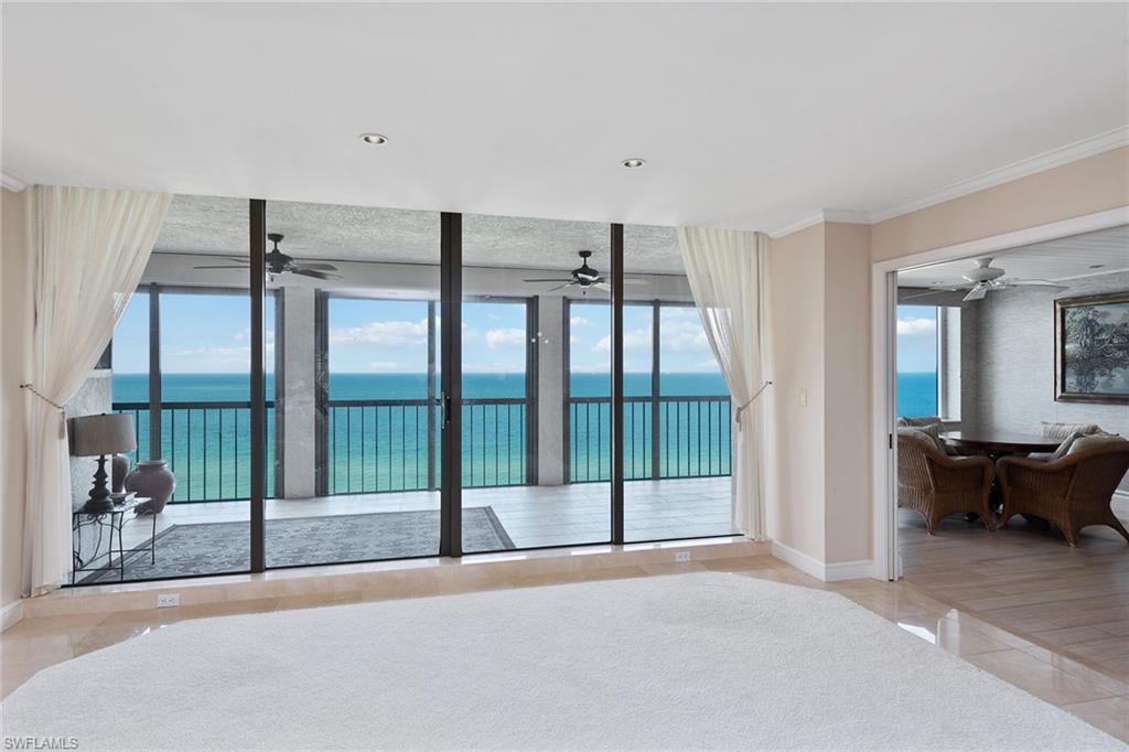 CARLYSLE AT BAY COLONY - Residential