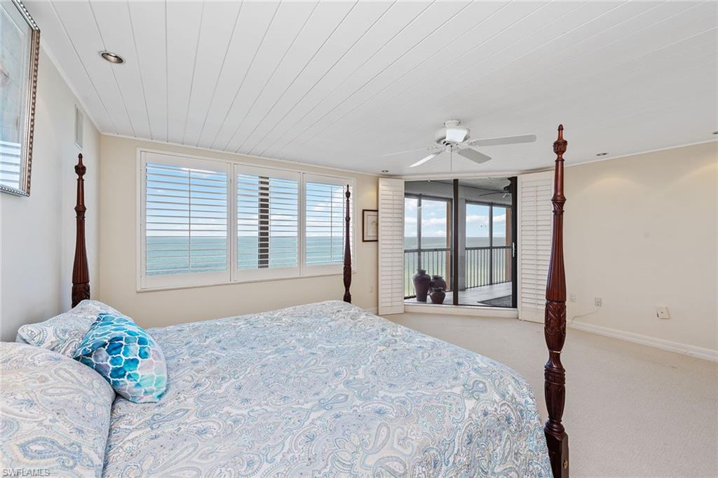 CARLYSLE AT BAY COLONY - Residential