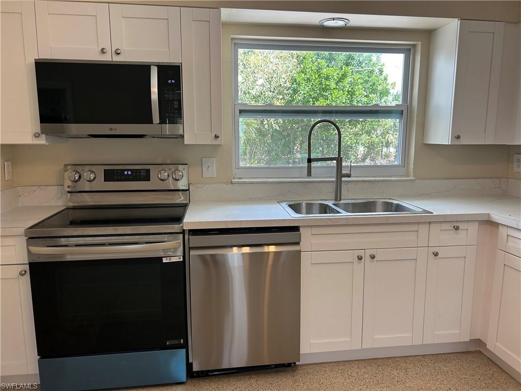 IMPERIAL SHORES - Residential Lease