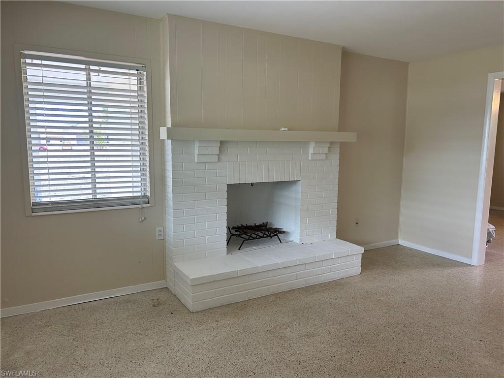 IMPERIAL SHORES - Residential Lease