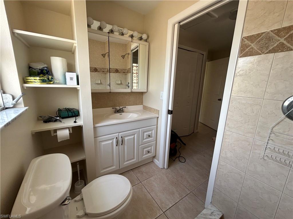 IMPERIAL SHORES - Residential Lease