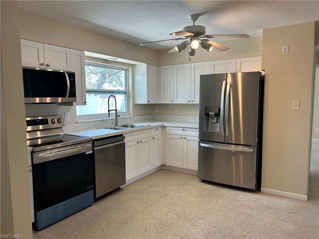 IMPERIAL SHORES - Residential Lease