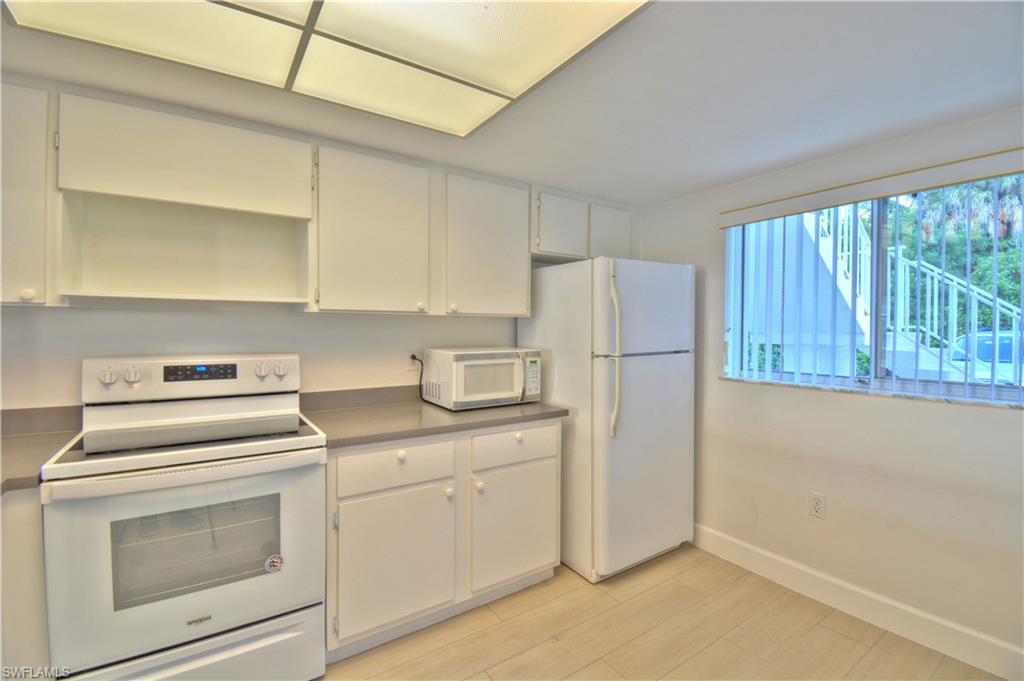 NAPLES TRACE - Residential Lease