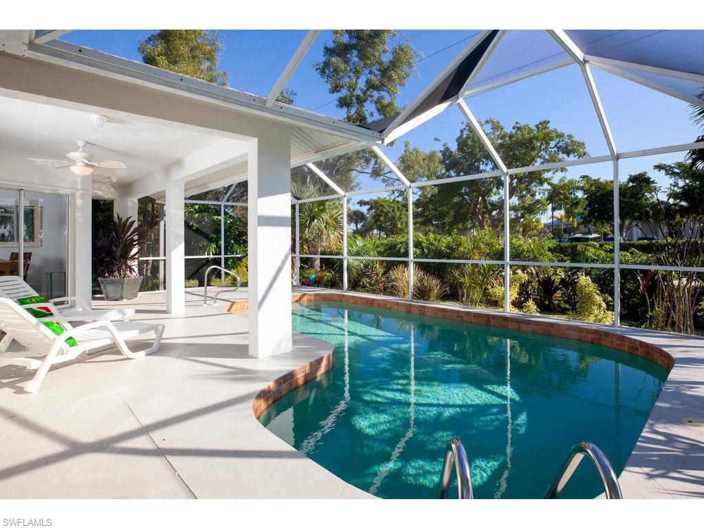 MARCO BEACH - Residential