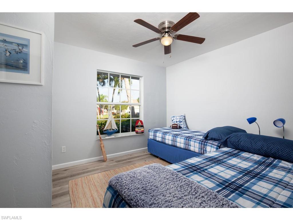 MARCO BEACH - Residential