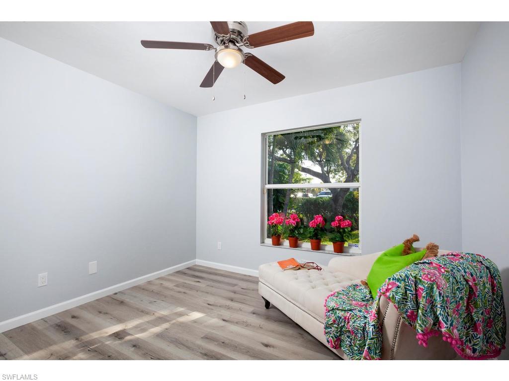 MARCO BEACH - Residential