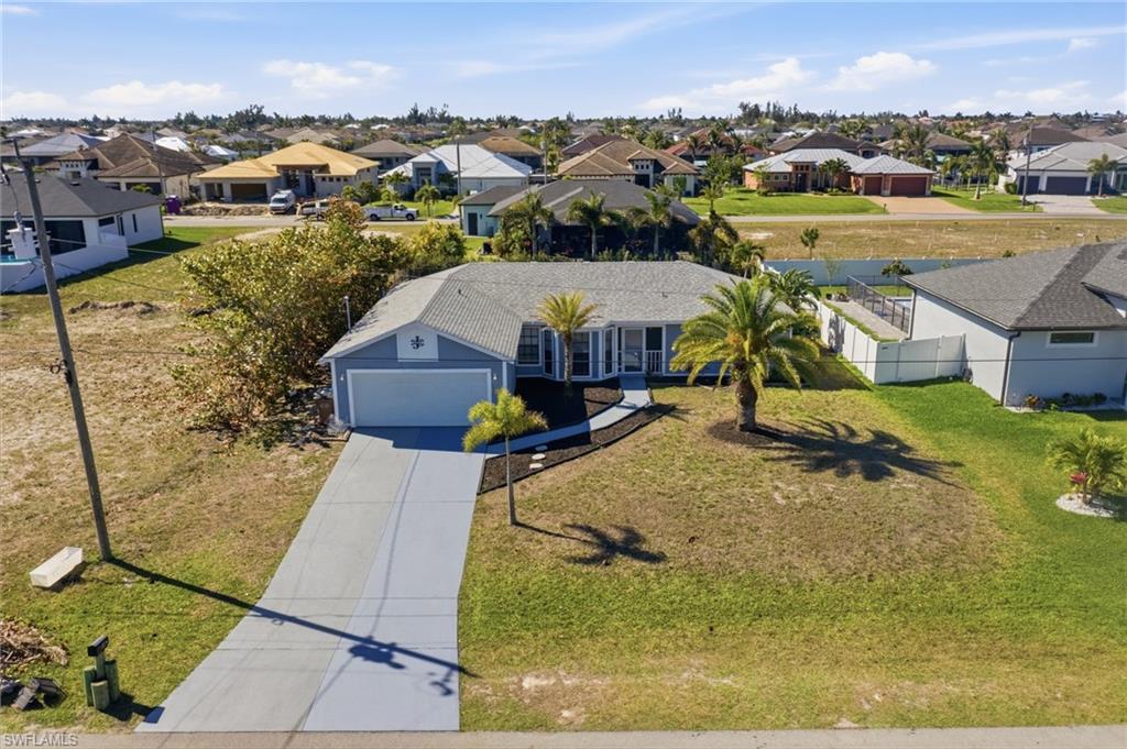 CAPE CORAL - Residential