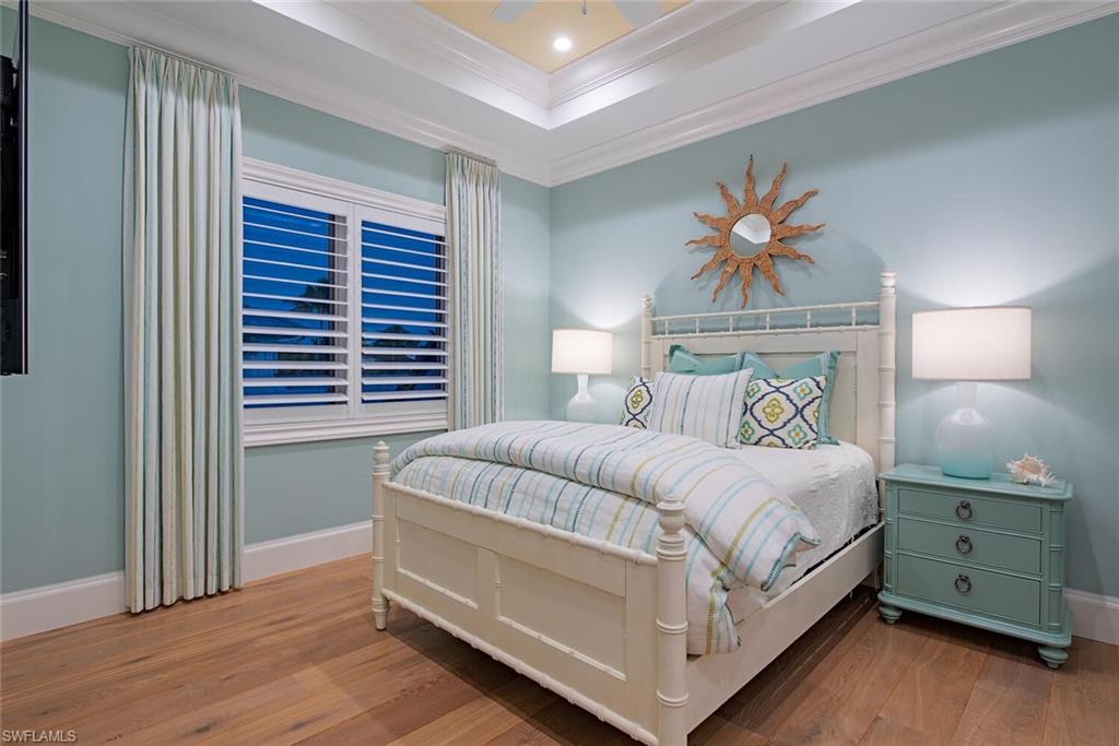 ROYAL HARBOR - Residential