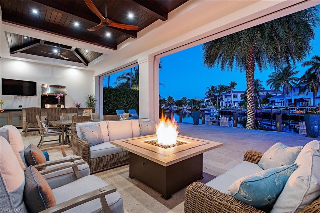 ROYAL HARBOR - Residential