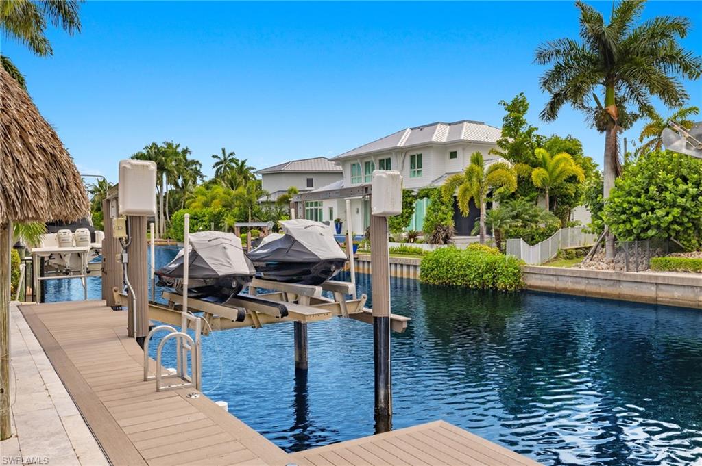 ROYAL HARBOR - Residential