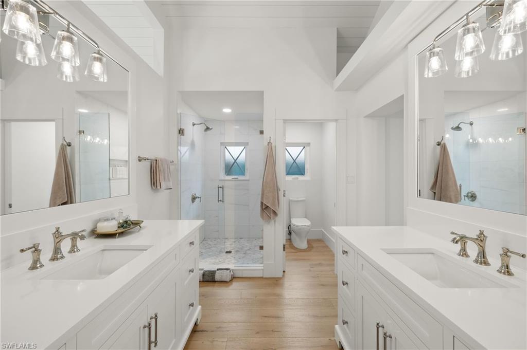 ROYAL HARBOR - Residential