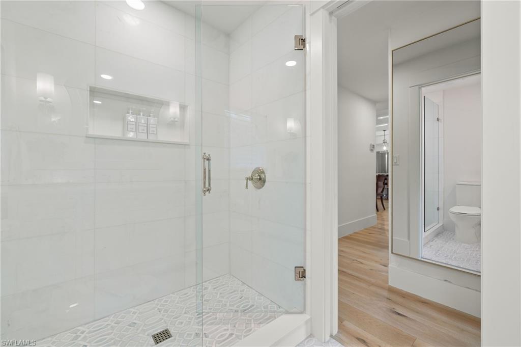 ROYAL HARBOR - Residential