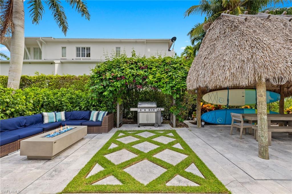 ROYAL HARBOR - Residential